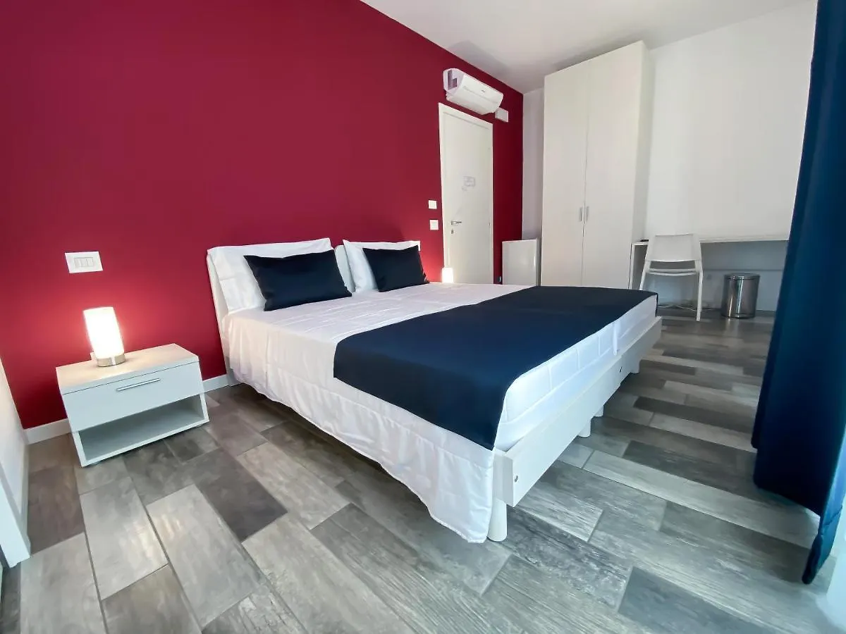 Bonne Nuit Guest House Azzano San Paolo Italien