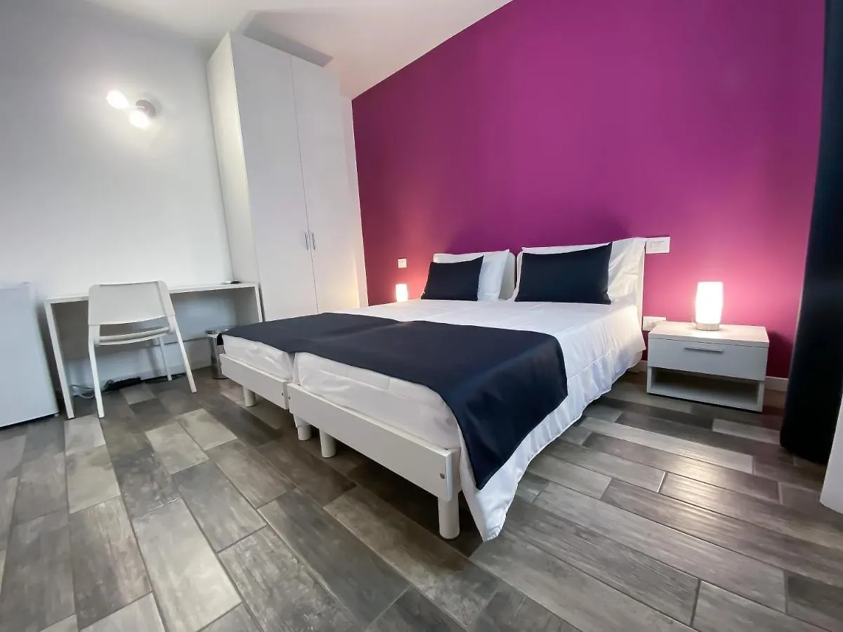 Bonne Nuit Guest House Azzano San Paolo Bed & Breakfast